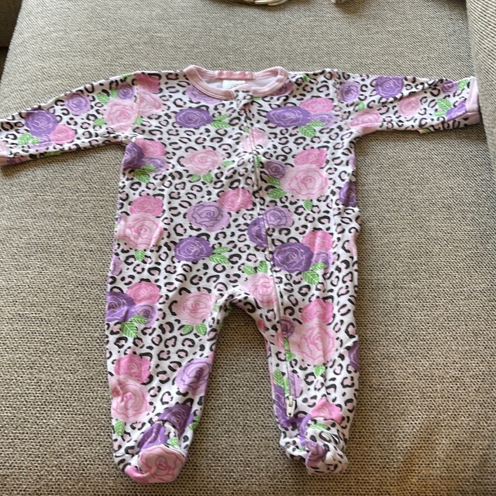 Baby steps Footie 3 months size